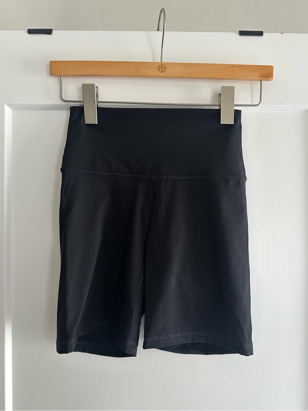 NWT CRZ Yoga 6” Bike Short Black Size XS